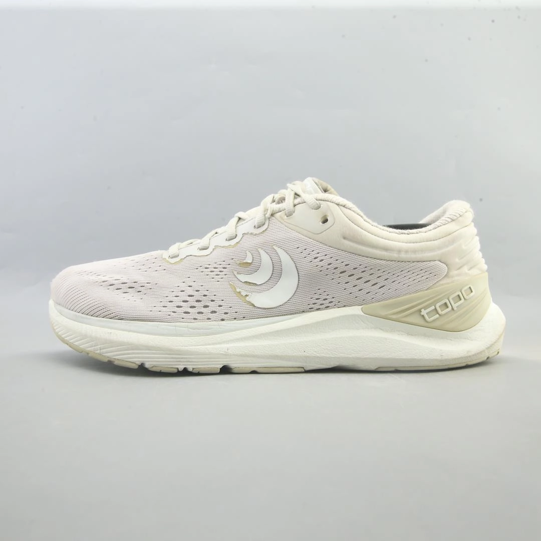 Pegasus Running Shoe TOPO ATHLETIC ULTRAFLY 4