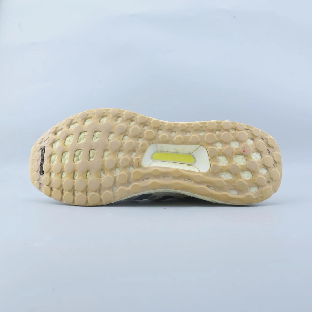 How To Choose The Right Running Shoes ADIDAS ULTRA BOOST 4.0