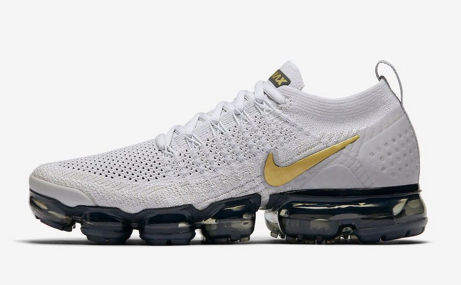 Nikes New Running Shoes Air VaporMax Flyknit 2 White Gold Swoosh Shoes
