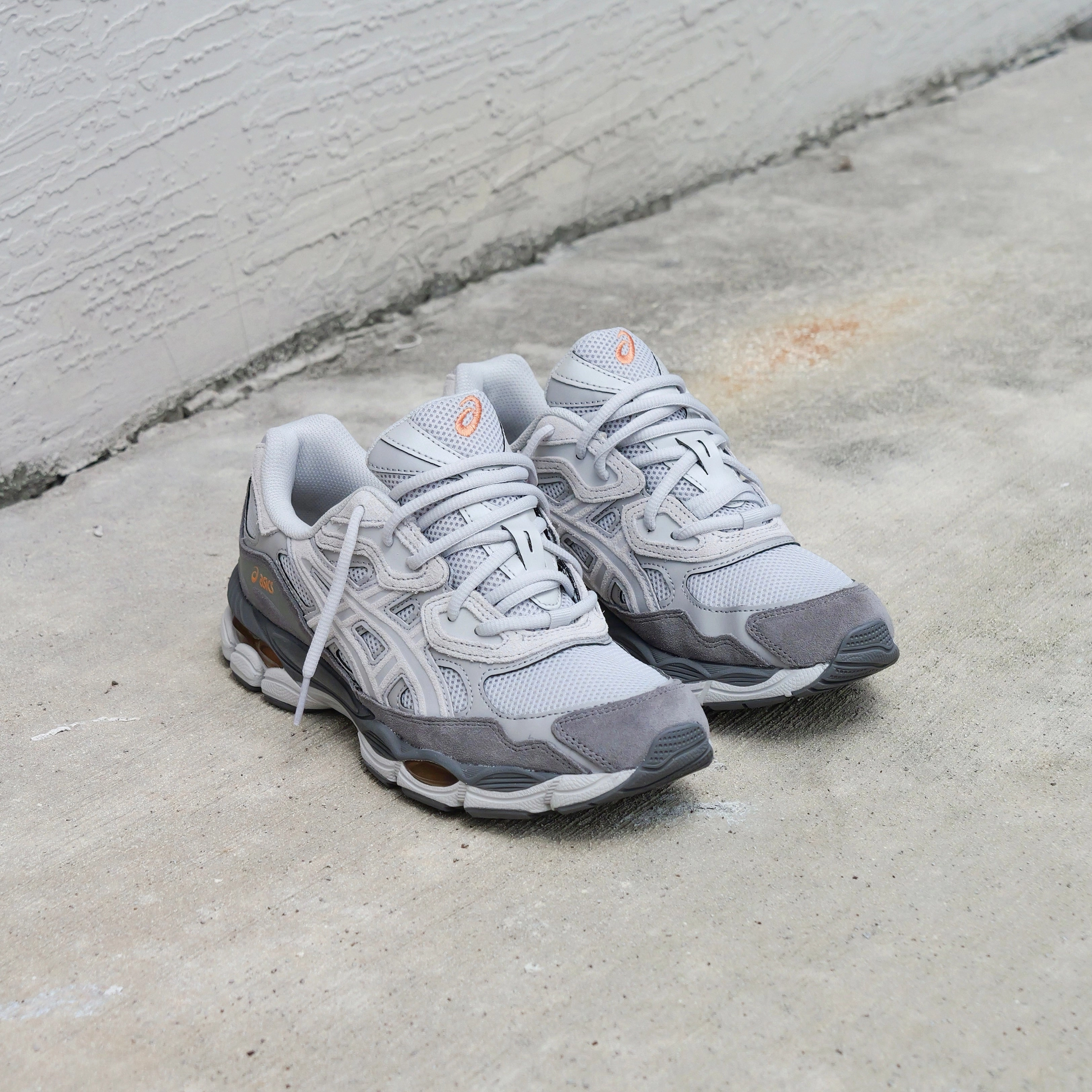 Mens Asics Gel-NYC (Cloud Grey/Cement Grey) Asics Low Drop Running Shoes