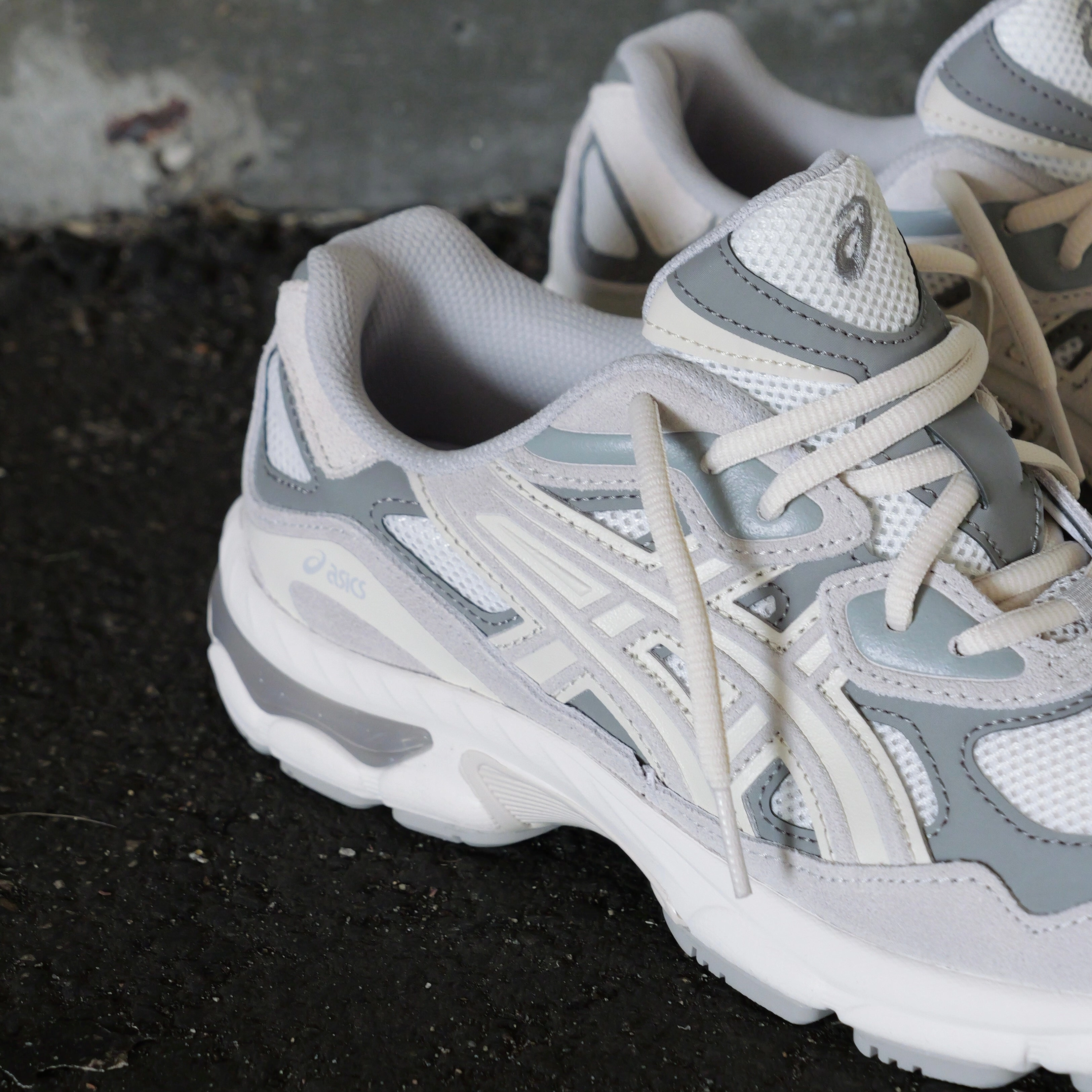 Asics Gel-Nyc Grade School (Cream/Oyster Grey) Running Shoes For Pronation Feet