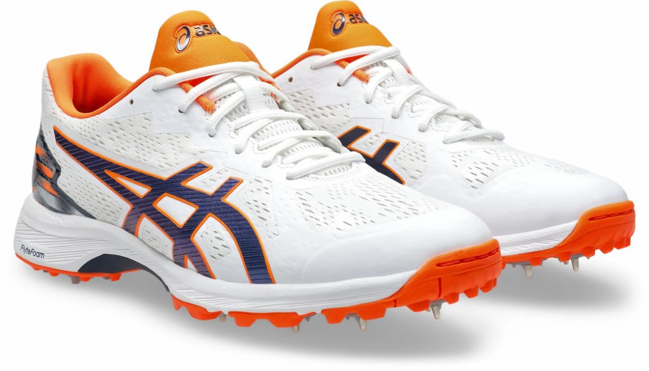 Asics Mens Quick Single Cricket Shoe - White/Midnight Asics Sound Mind Sound Body Shoes