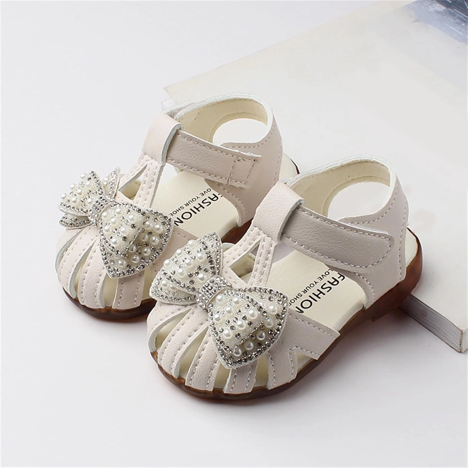 Baby Girls Shoes Toddler Baby Girl Shoes Breathable Shoe Dew Toe Shoe Bag Head Sandals Girl Leather Soft Closed Toe Asics Flat Sole Shoes