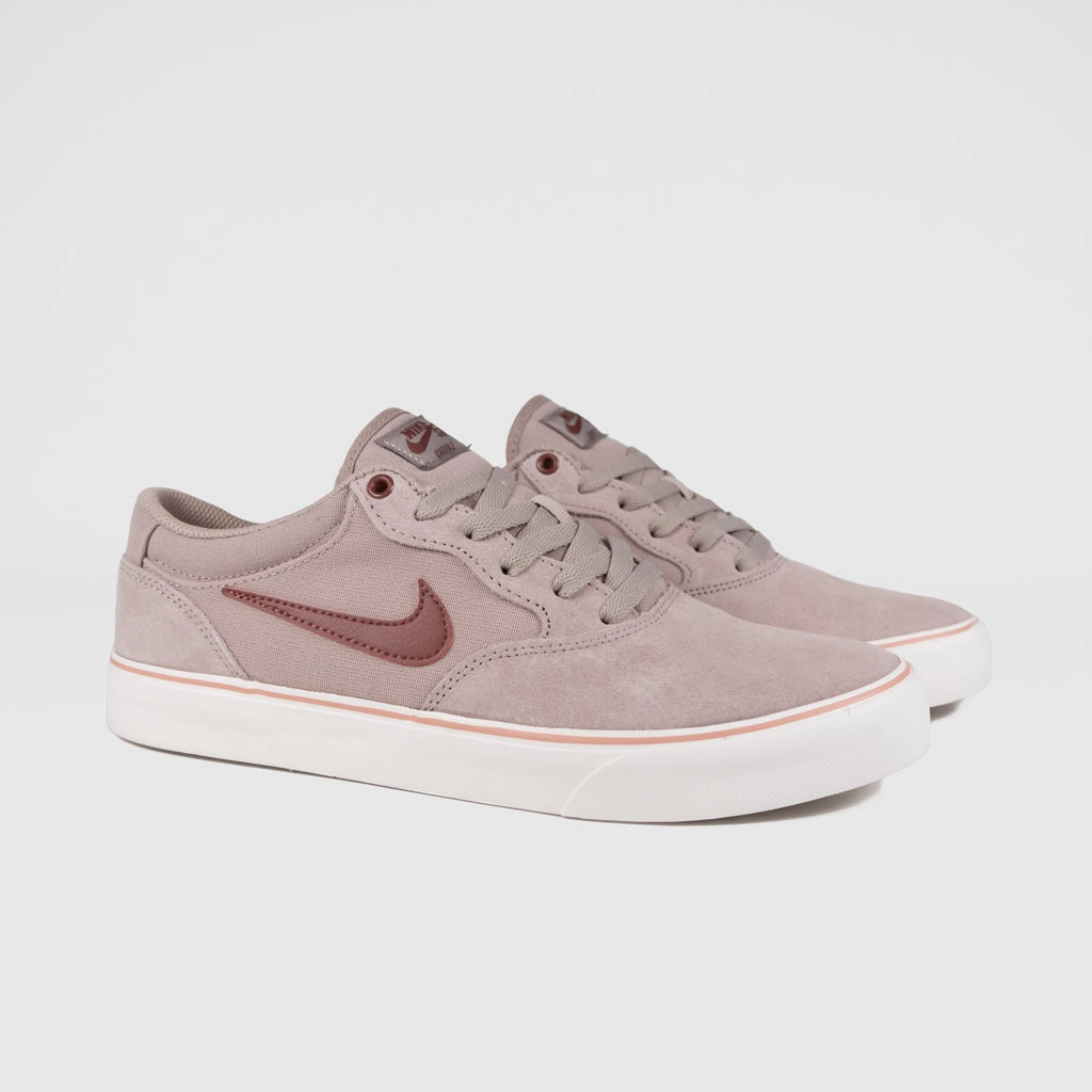 Nike SB - Chron 2 Shoes - Malt / Red Sepia - Phantom - Particle Pink Nike Road Racing Shoes