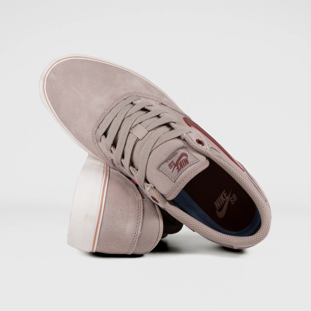 Nike Kyrie Shoe Nike SB - Chron 2 Shoes - Malt / Red Sepia - Phantom - Particle Pink