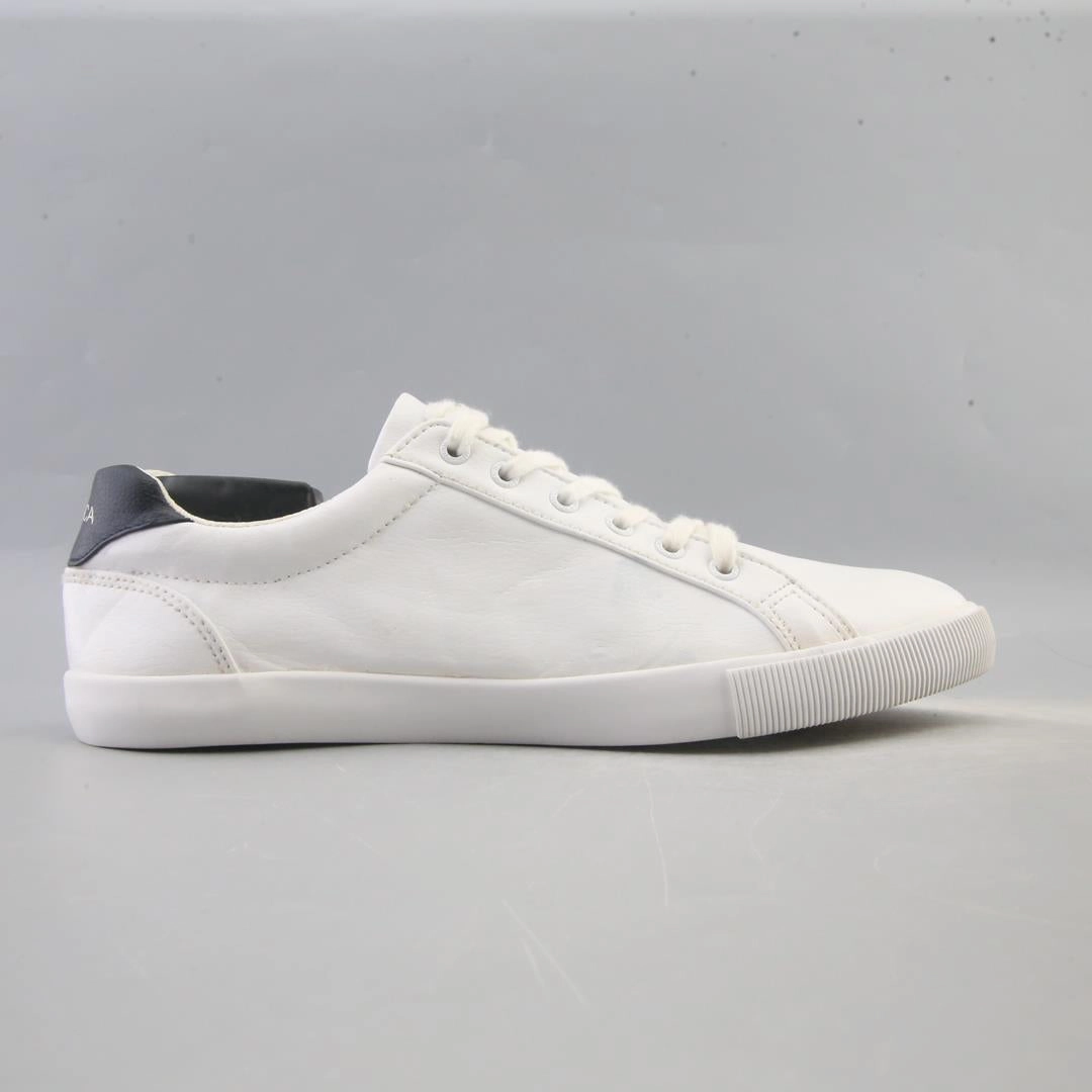 Volleyball Shoes 7.5 NAUTICA STEAM