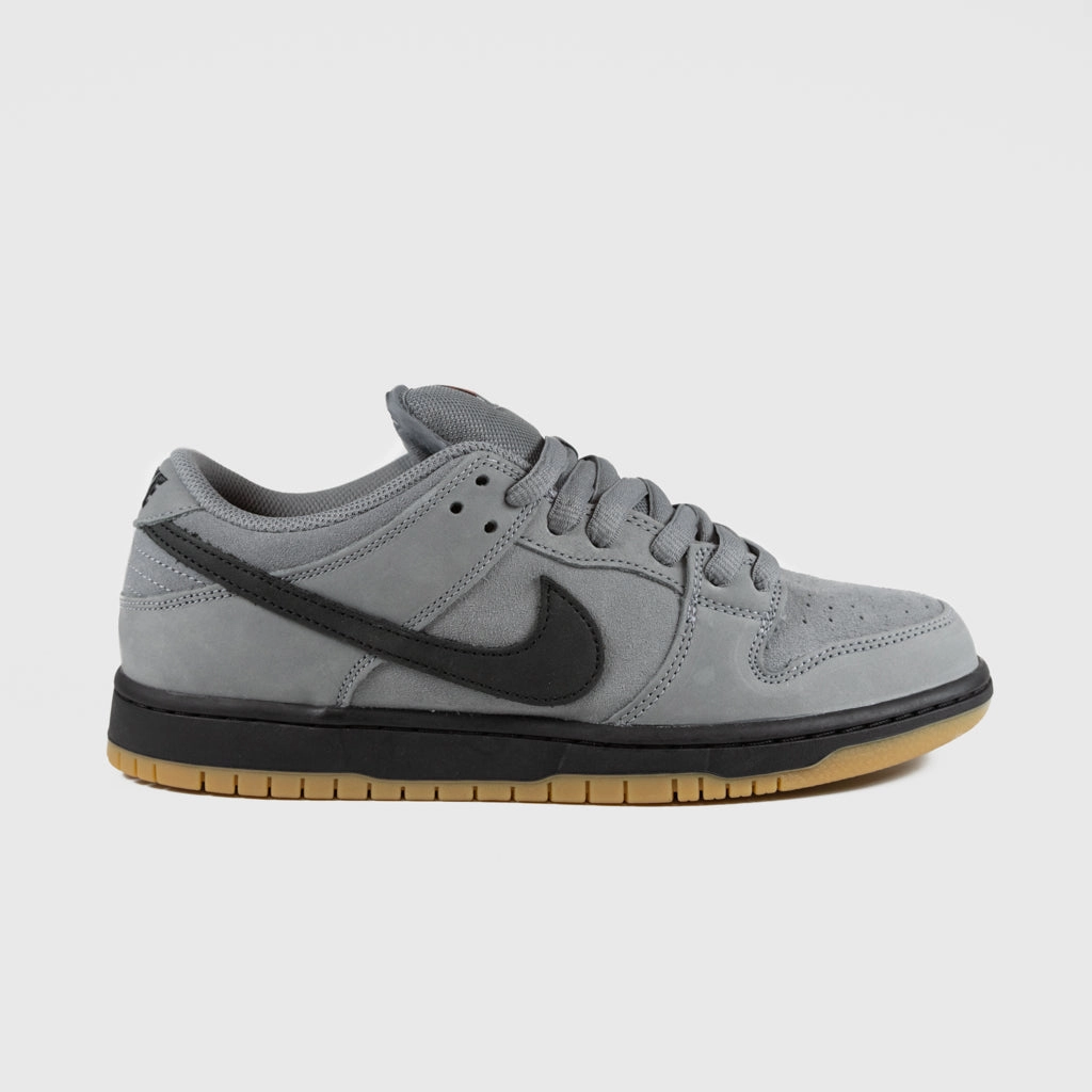 Nike SB - Dunk Low Pro Orange Label Shoes - Cool Grey / Black - Cool Grey Nike Sacai Shoes