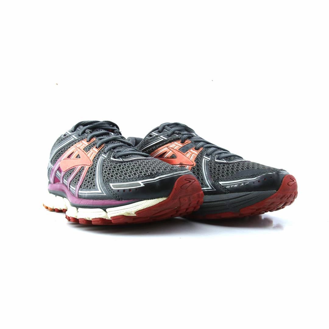 Running Stores Gait Analysis Running Shoes BROOKS ADRENALINE GTS 17