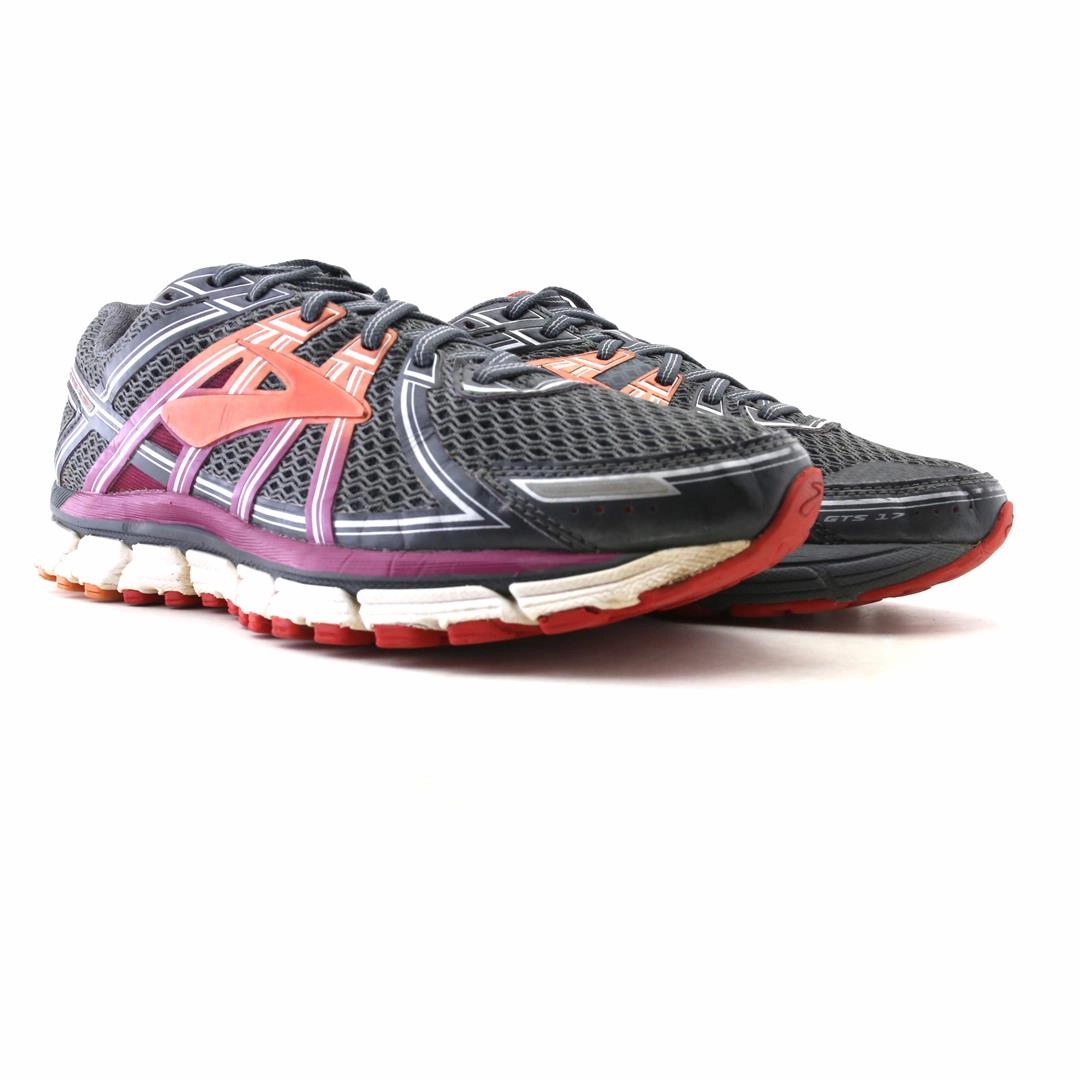 Best Running Shoes For Road And Trail BROOKS ADRENALINE GTS 17
