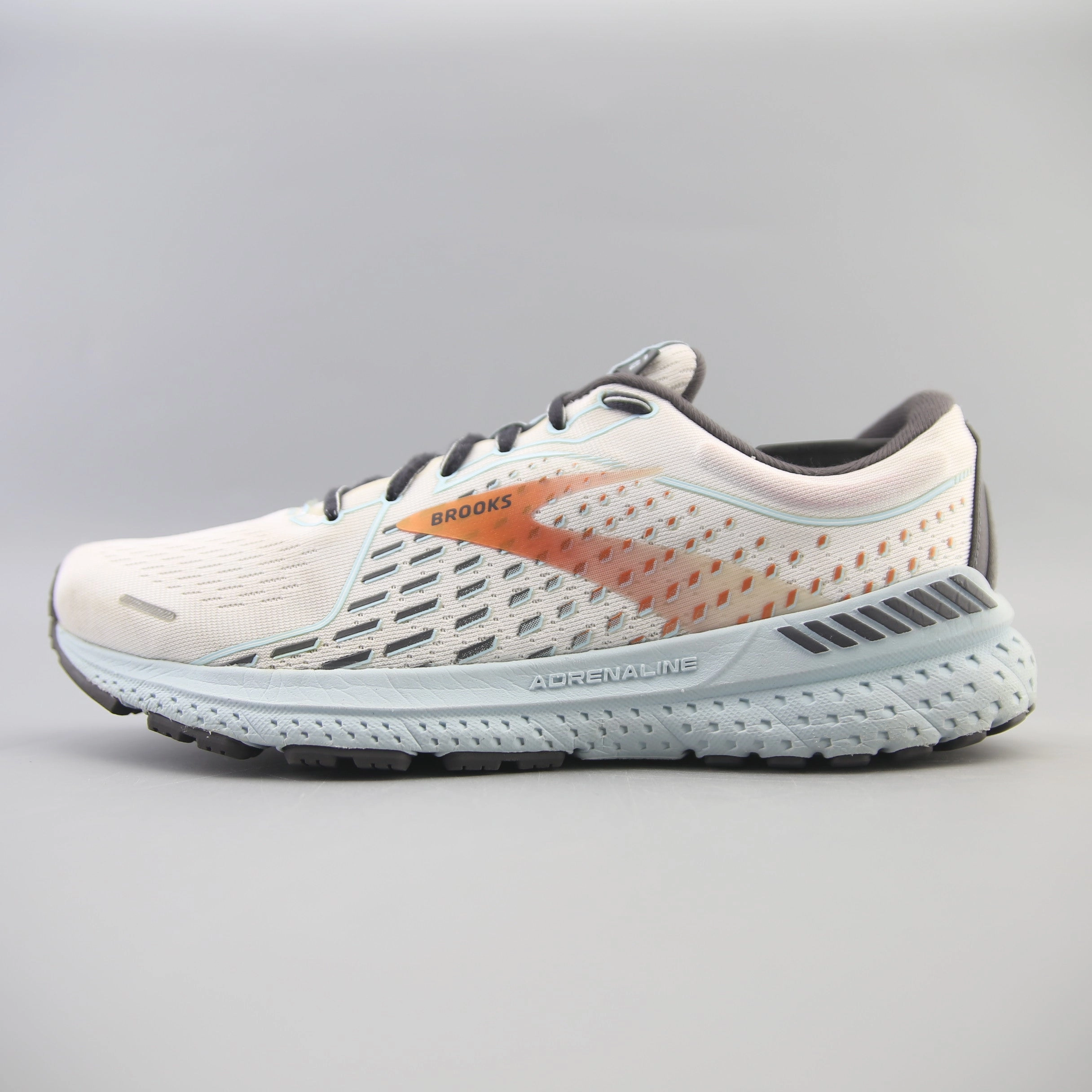 BROOKS ADRENALINE GTS 21 Gel-rocket 8 Volleyball Shoe