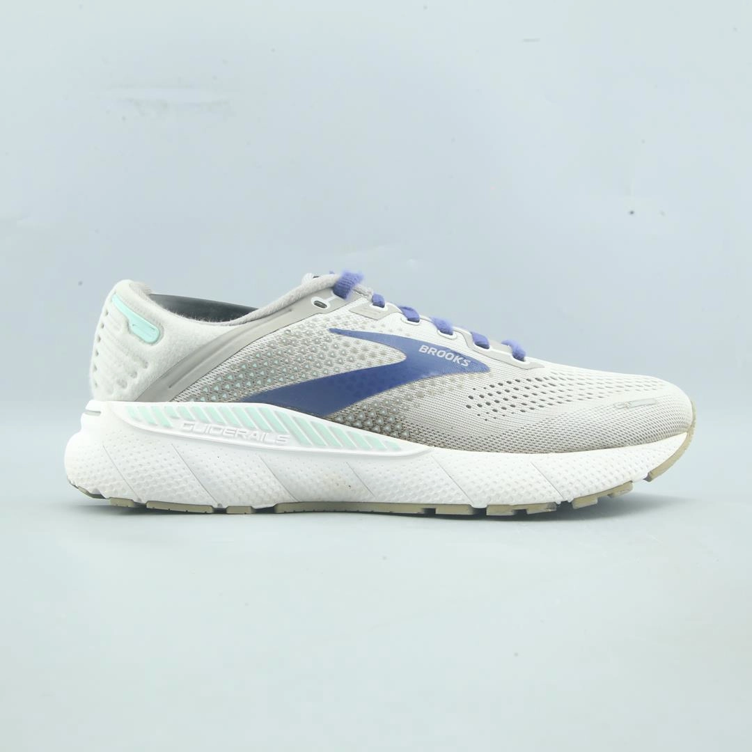 BROOKS ADRENALINE GTS 22 Running Shoe Store San Diego