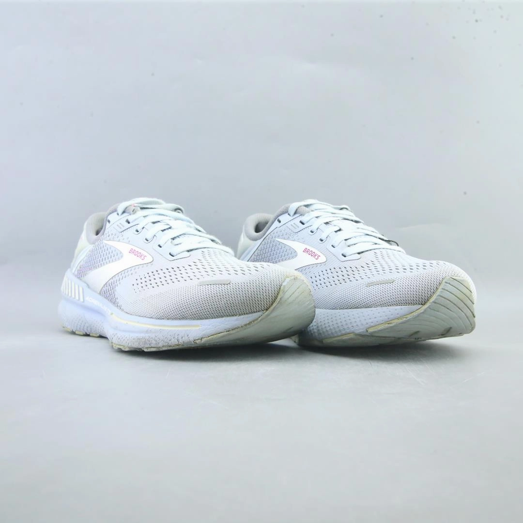 Best Running Shoes Out BROOKS ADRENALINE GTS 22