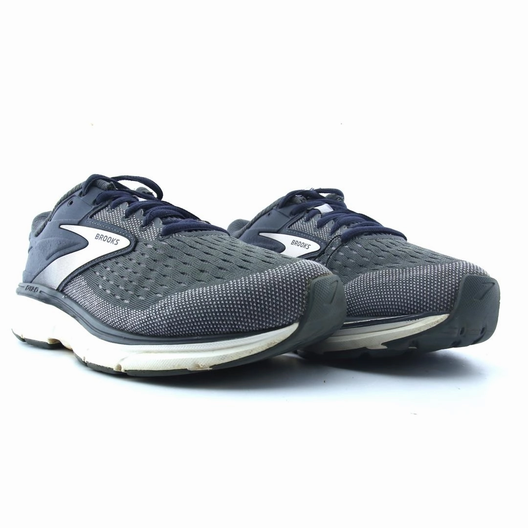 Wide Width Running Shoes BROOKS DYAD 11