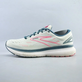 Trail Runners Vs Shoes BROOKS GLYCERIN 19