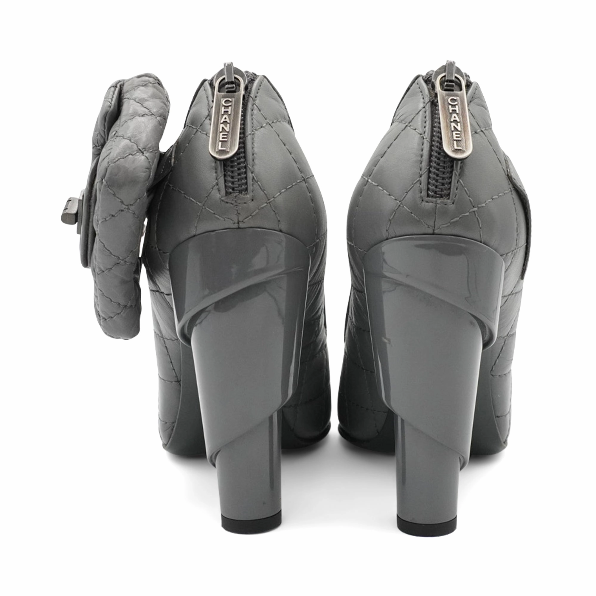 Ankle Boots For Skinny Jeans Chanel 'Reissue Pouch' Pumps - Women's 34