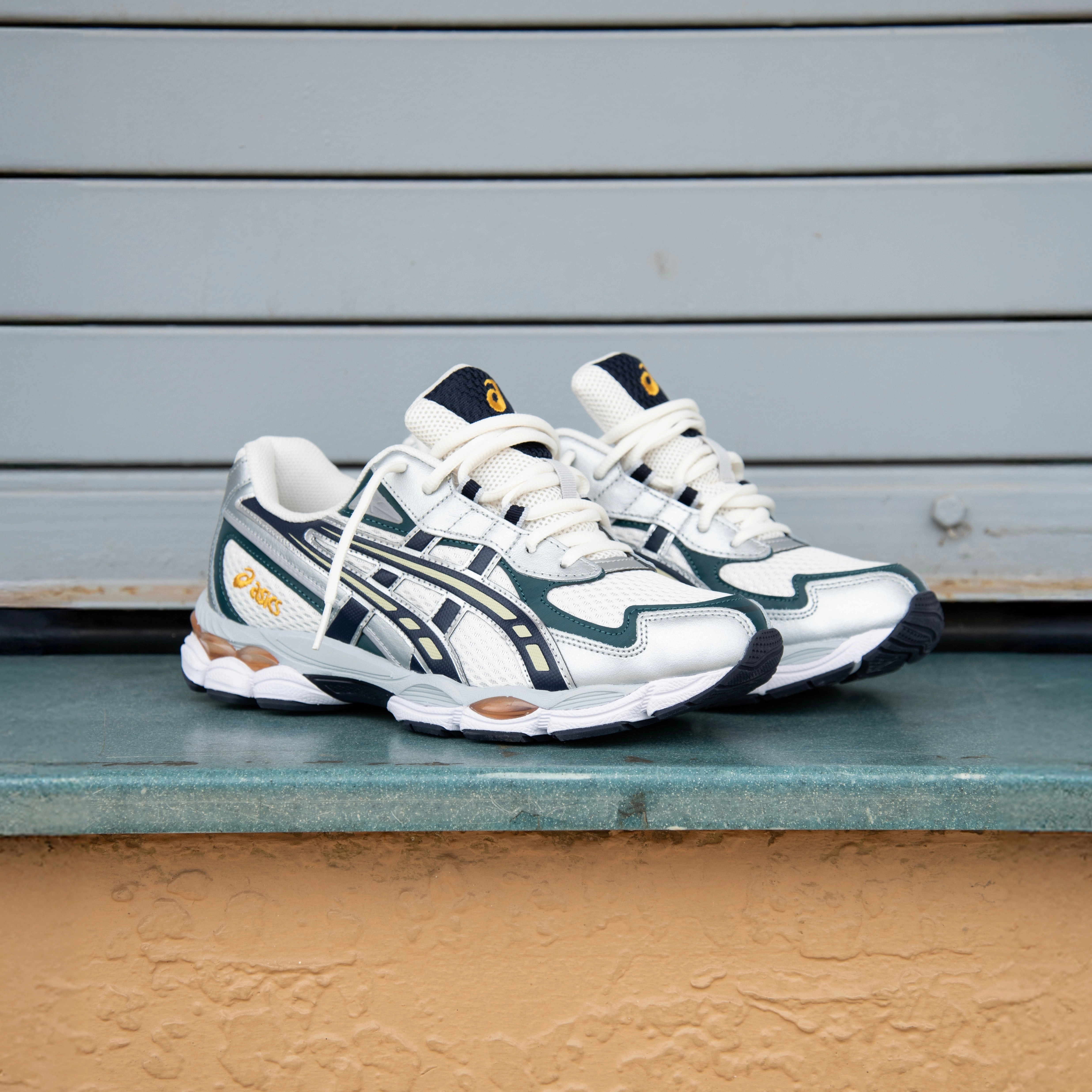 Mens Asics Gel-NYC 2055 (Cream/Midnight) Asics Volleyball Shoe Reviews