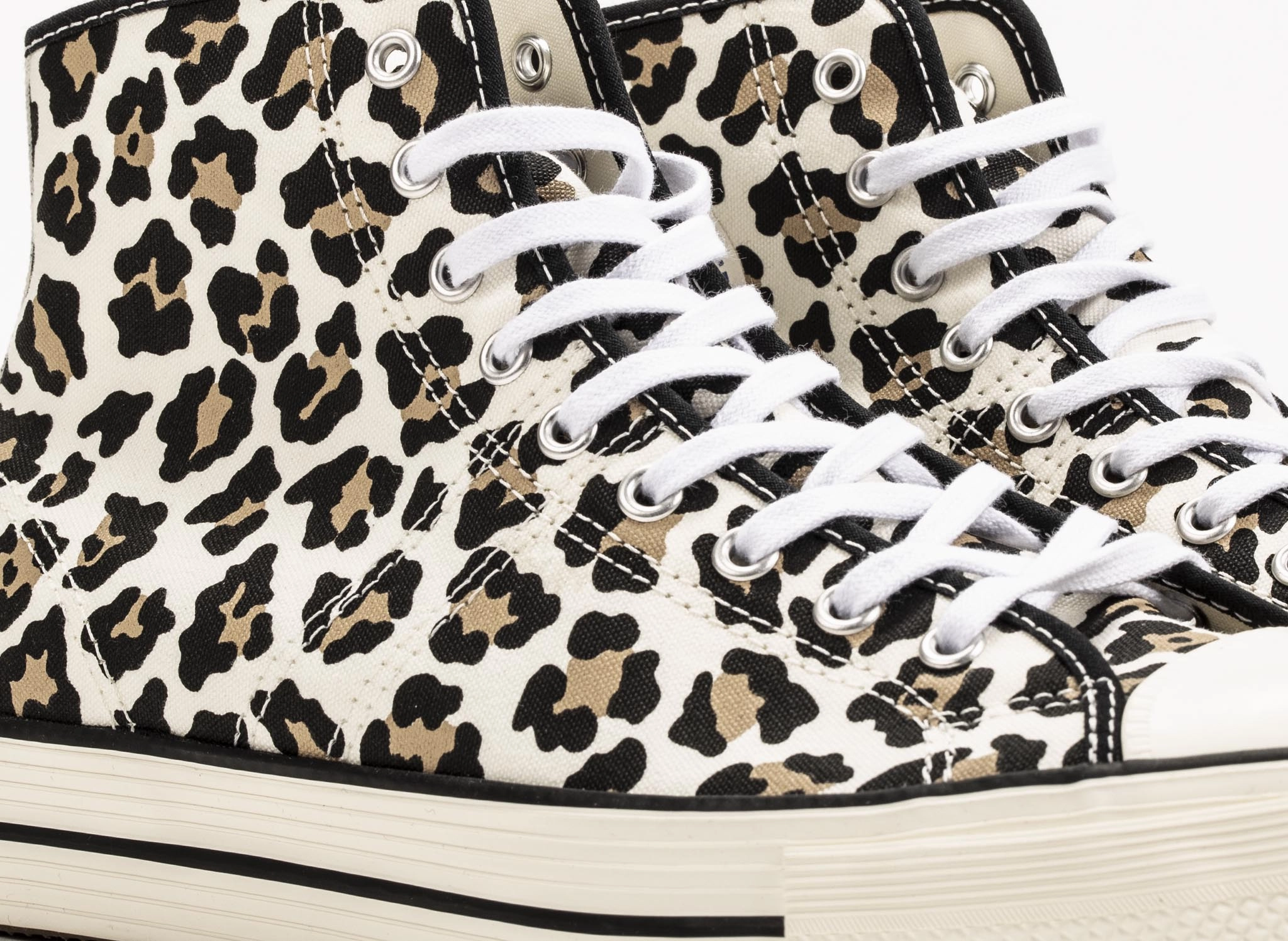 Converse Lucky Star Hi 'Cheetah Print' Country Derby Shoes