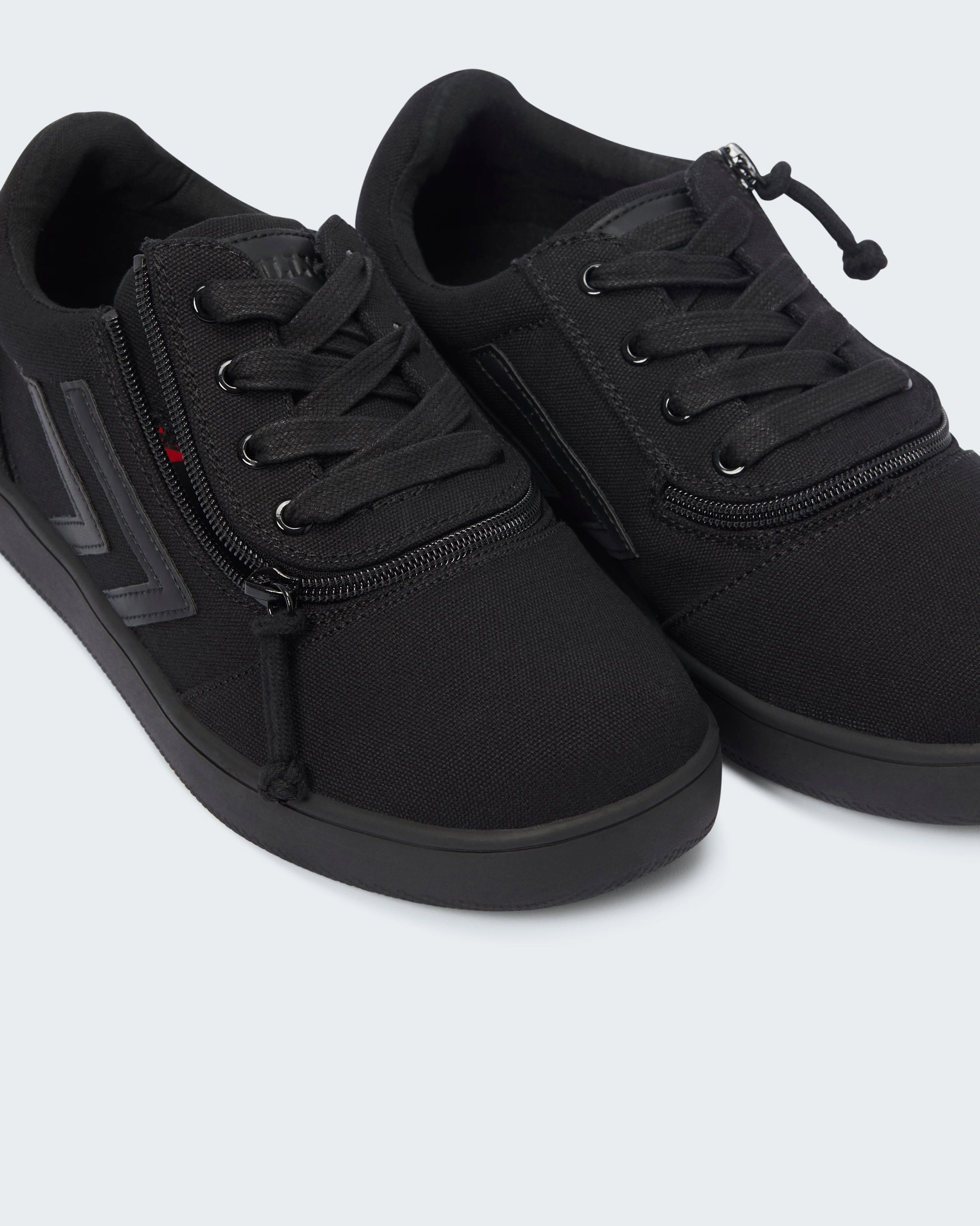 CS Low Rise (Men) - Black to the Floor Cons Skate Shoe