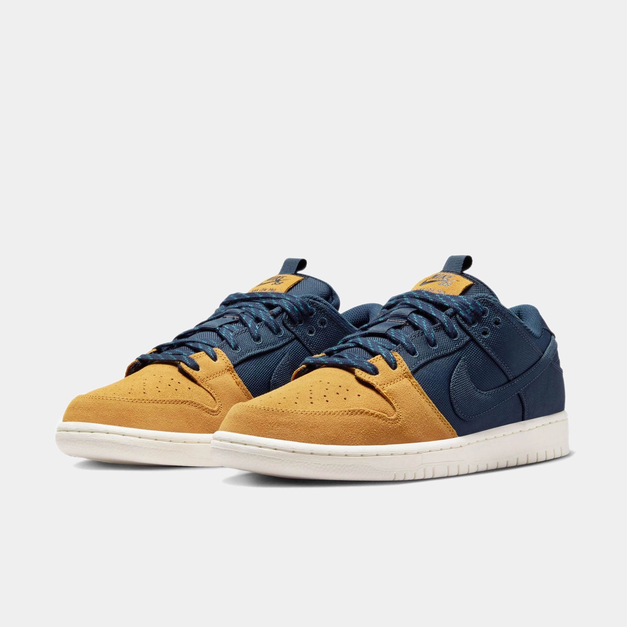Nike Shoe Silhouette Nike SB - Dunk Low Pro Shoes (UK ONLY - ONE PAIR PER CUSTOMER) - Midnight Navy / Desert Ochre