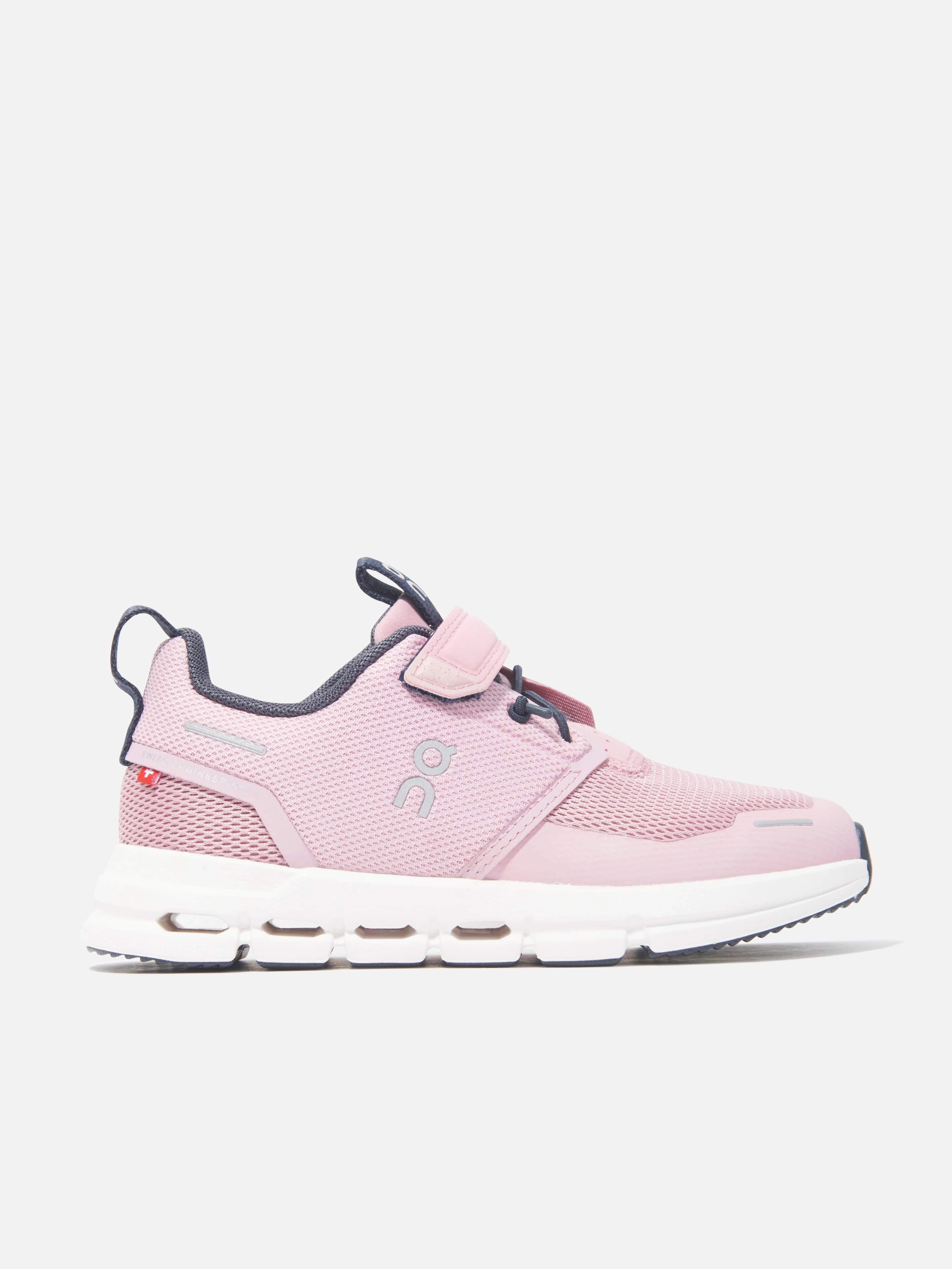 Marathon Running On Running Kids Cloud Play Trainers in Pink