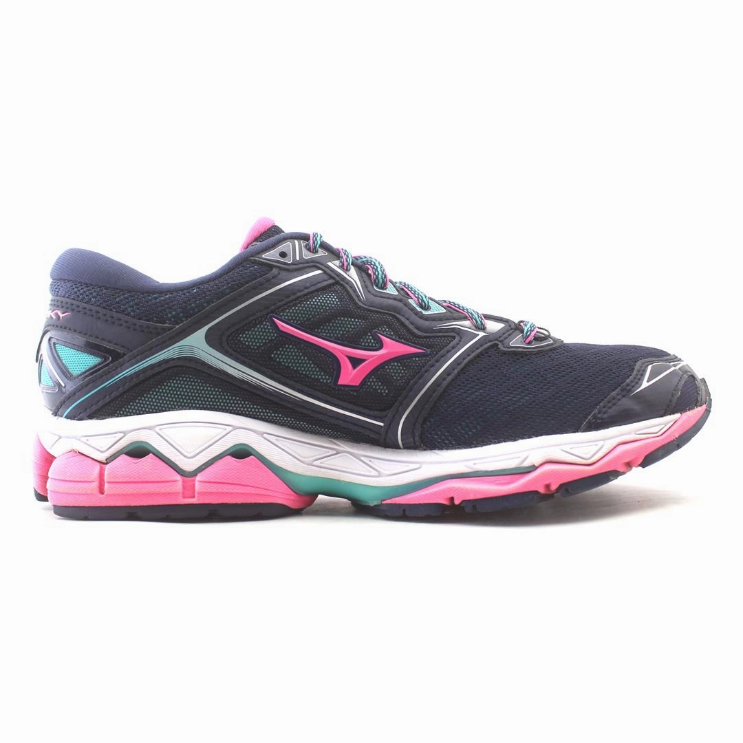 Best Wide Badminton Shoes MIZUNO WAVE SKY