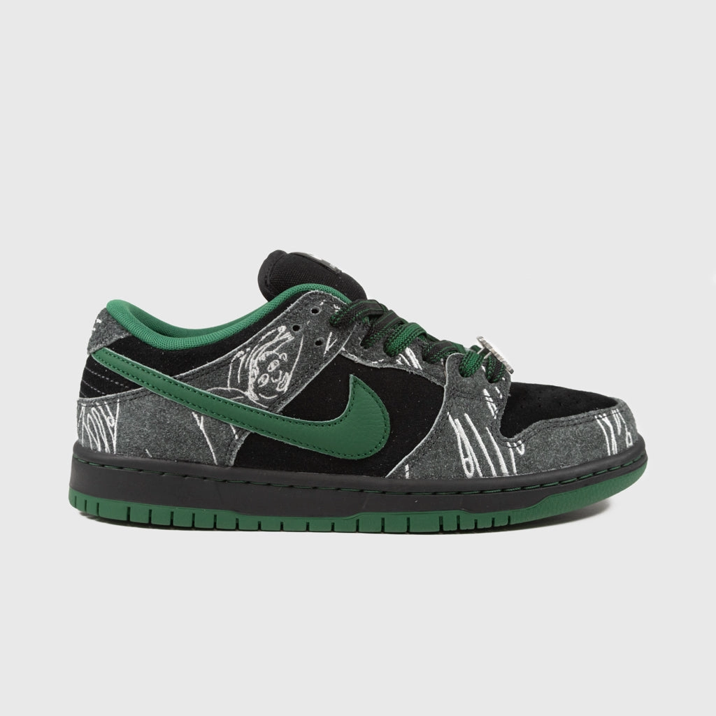 Nike SB - Dunk Low Pro 'There' Shoes - Black / Gorge Green - Summit White Nike High Top Tennis Shoes