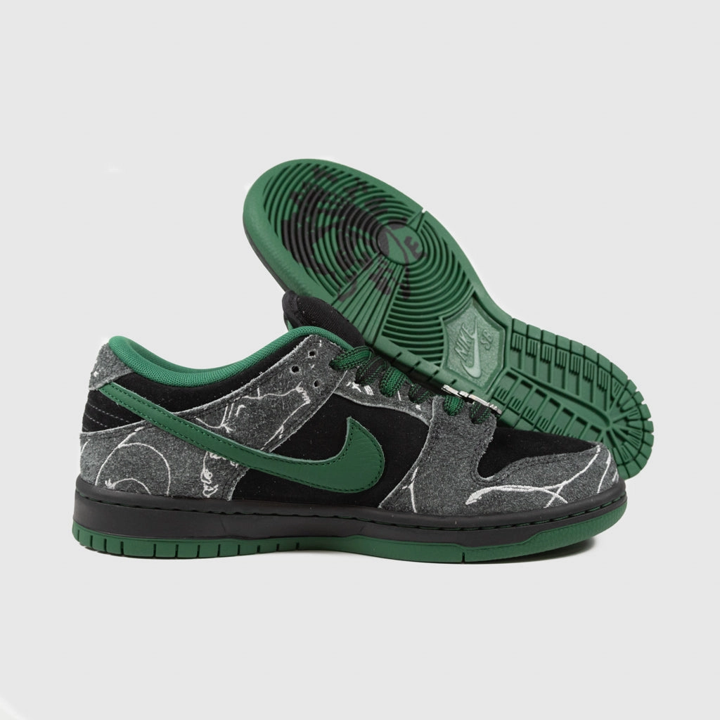 Nike Jordan Running Shoes Nike SB - Dunk Low Pro 'There' Shoes - Black / Gorge Green - Summit White