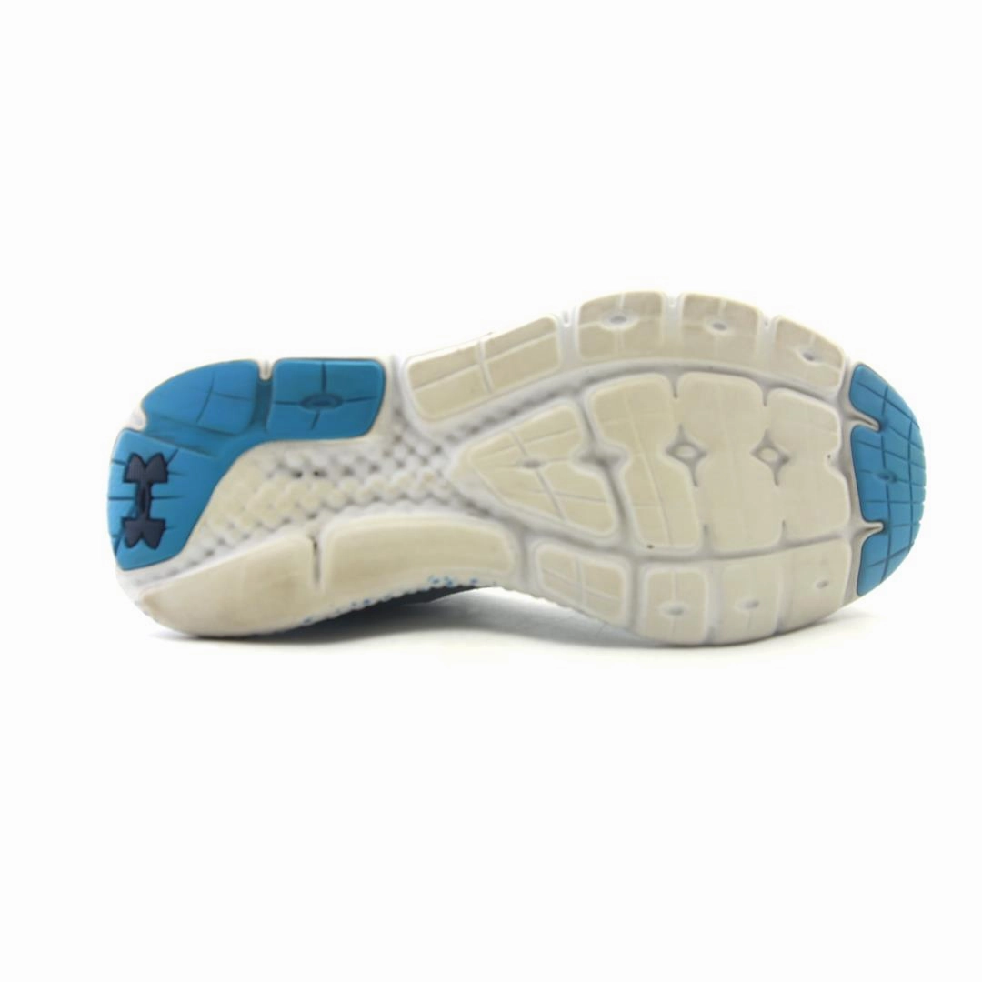 Mizuno Wave Hurricane 3 Volleyball Shoes UNDER ARMOUR CHARGED ROGUE