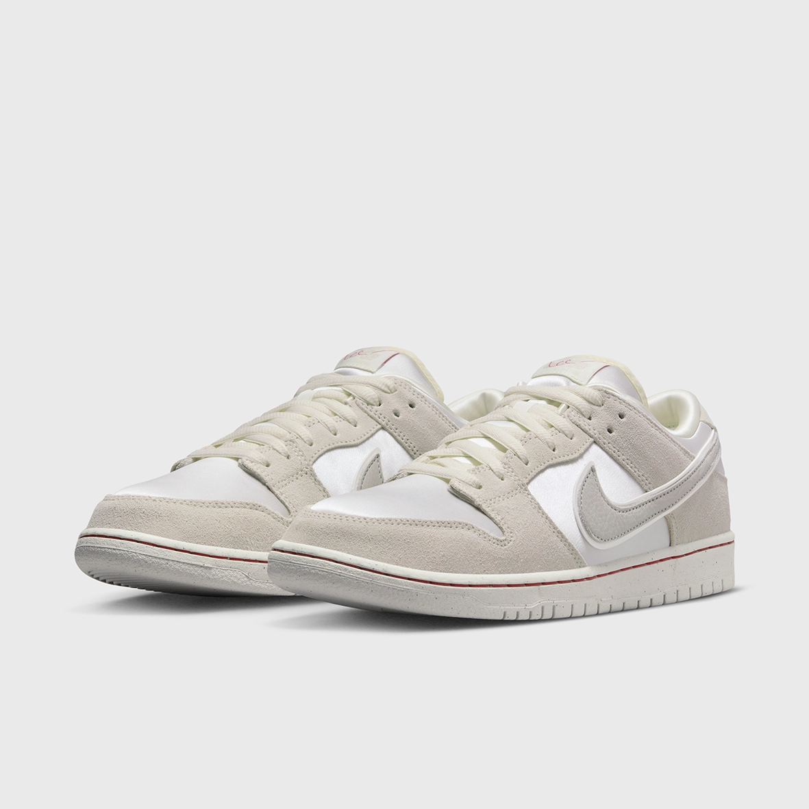 Nike Air Max Classic Shoes Nike SB - 'City Of Love' Dunk Low Pro Shoes (UK ONLY) - Coconut Milk / Light Bone - Phantom