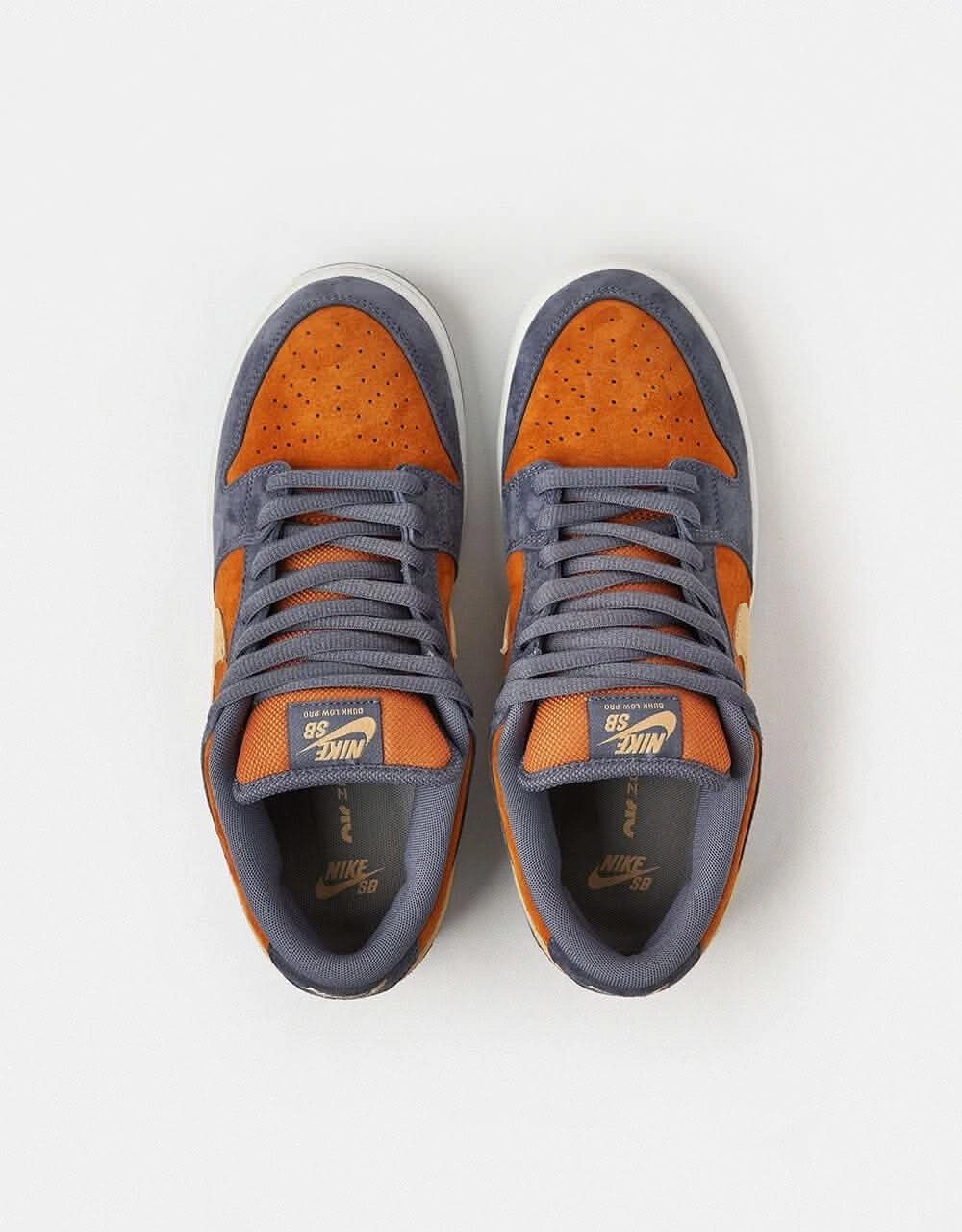 Nike SB 'Wildcard' Dunk Low Pro Skate Shoes - Light Carbon/Sesame-Monarch Nike Move To Zero Shoes
