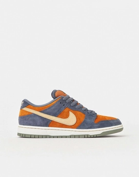 Cute Nike Tennis Shoes Nike SB 'Wildcard' Dunk Low Pro Skate Shoes - Light Carbon/Sesame-Monarch