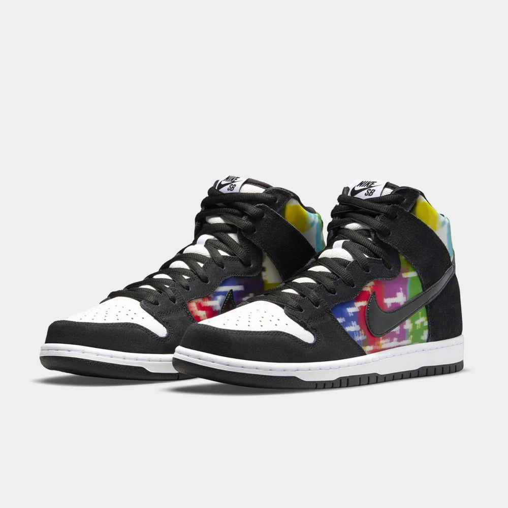 Nike SB - Dunk High Pro TV Signal Shoes - White / Black - Infrared (TV) Picture Of A Nike Shoe
