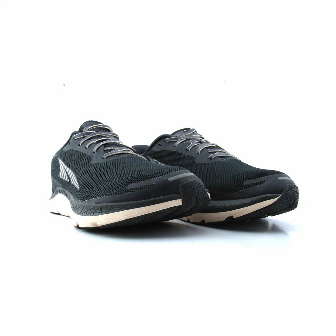 Running Shoes Reviewed ALTRA RIVERA 2