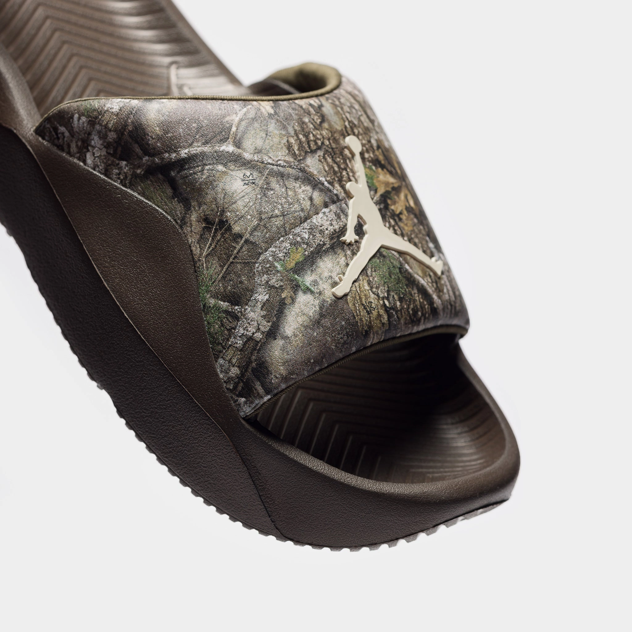 Franchise Realtree Slide in Medium Olive/Lt Orewood Brown Vintage Slippers