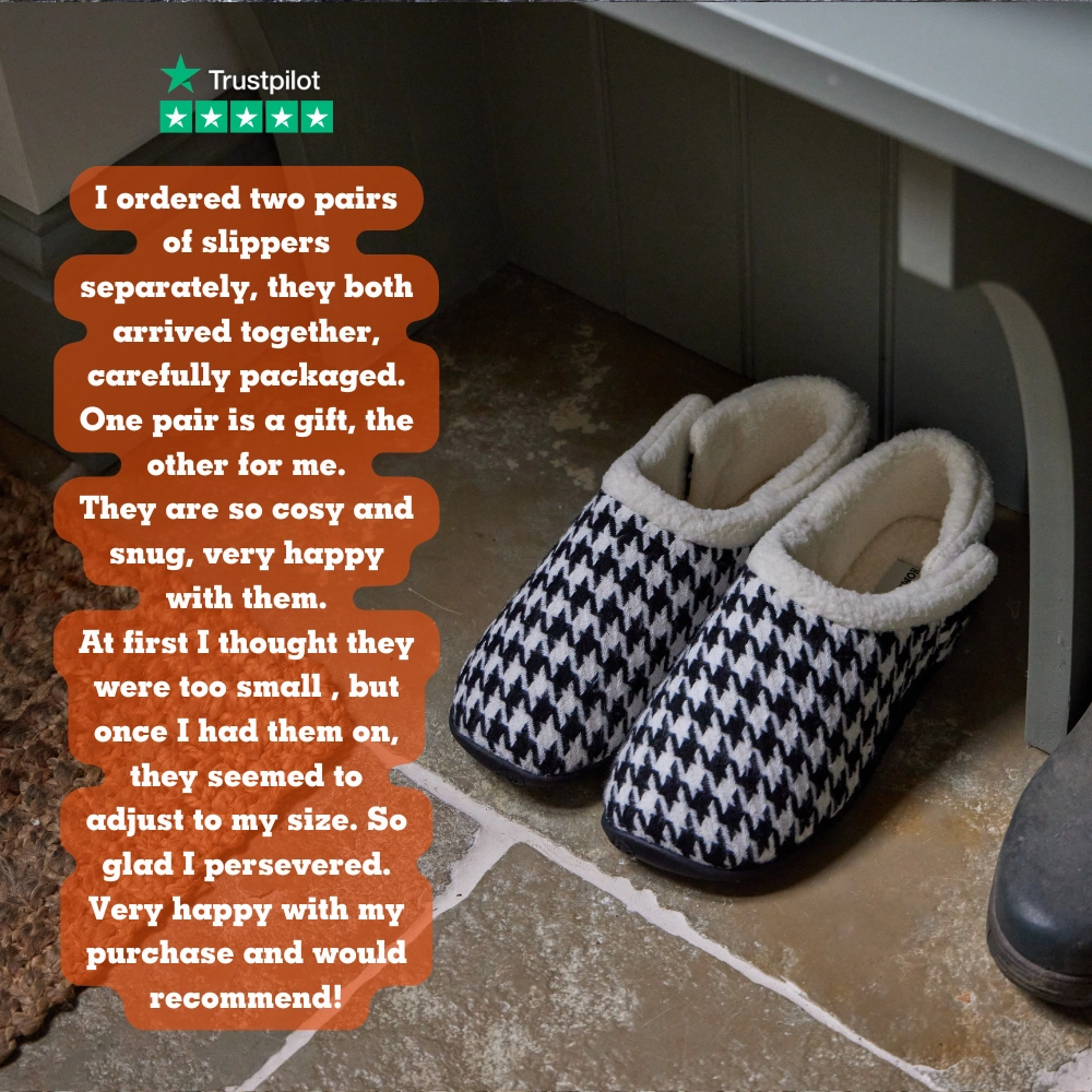 Custom Photo Slippers Freeze - Black & White Dogtooth Men's Slippers