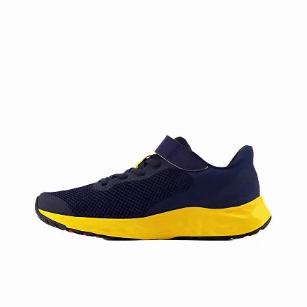 New Balance Boy's Fresh Foam Arishi v4 Lace with Top Strap - Team Navy Running Shoes That Make You Run Faster