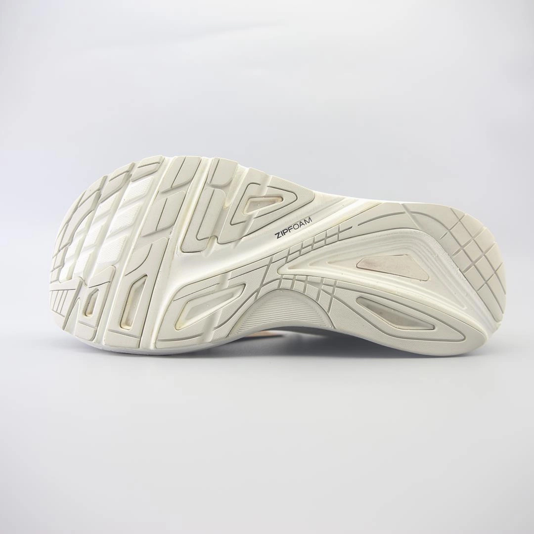 TOPO ATHLETIC ULTRAFLY 4 Best Volleyball Shoes India