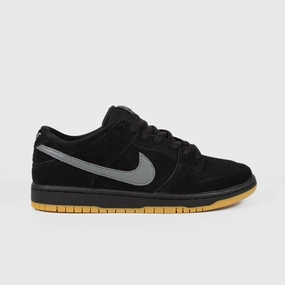 Nike SB - 'Fog' Dunk Low Pro Shoes (UK ONLY - ONE PAIR PER CUSTOMER) - Black / Cool Grey Stitch Nike Shoes