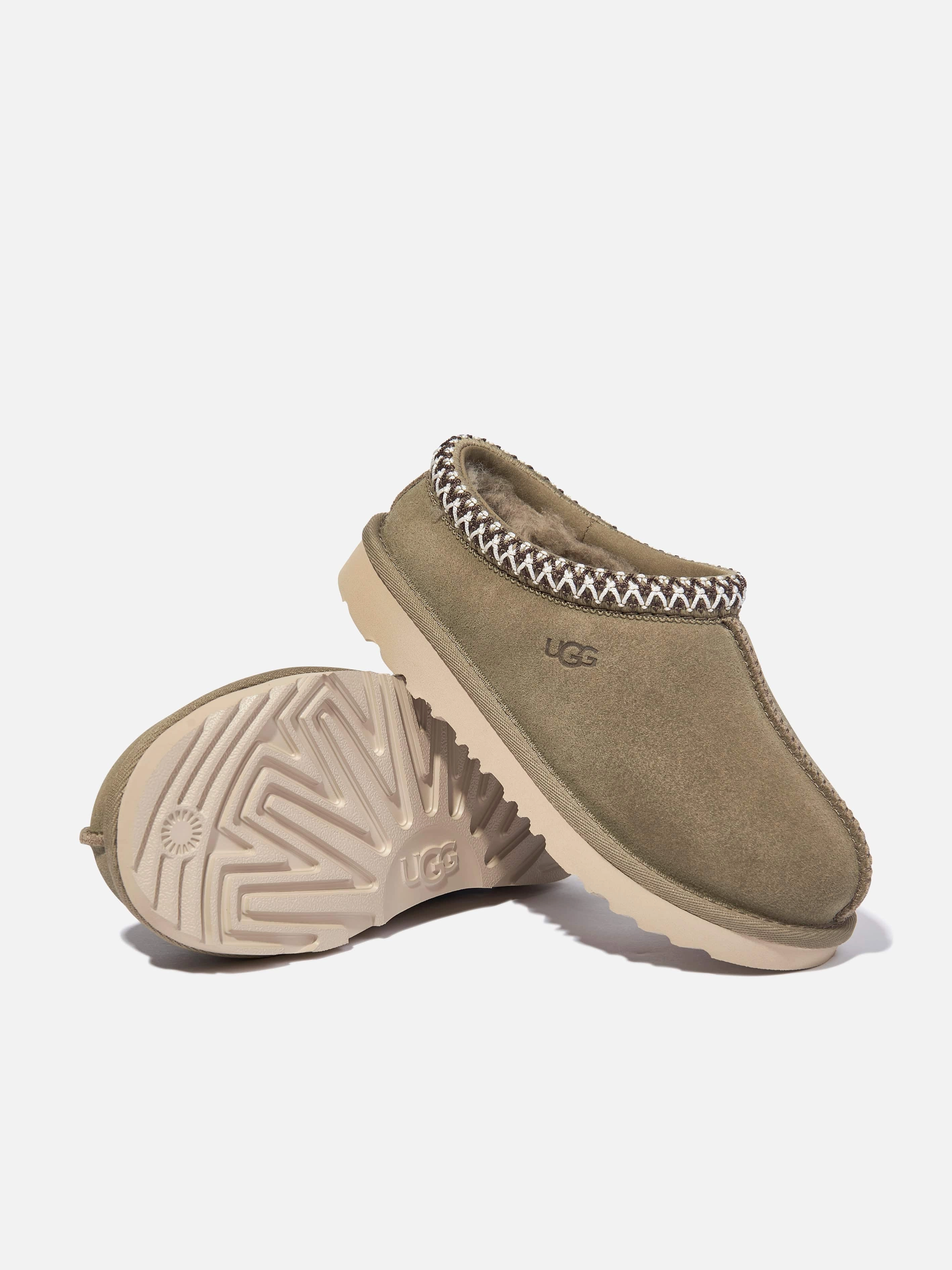 Fuzzy Tall Slippers UGG Kids Tasman II Slippers in Green