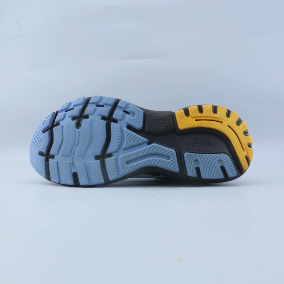 BROOKS GHOST 15 Running Dress Shoes