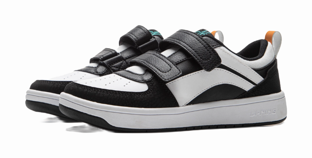 LINING YOUNG Sports Life Collection Anti Slip Wear Resistant Low Top Kids' Skateboarding Shoes Black White Kids' Most Comfortable Spikeless Golf Shoes