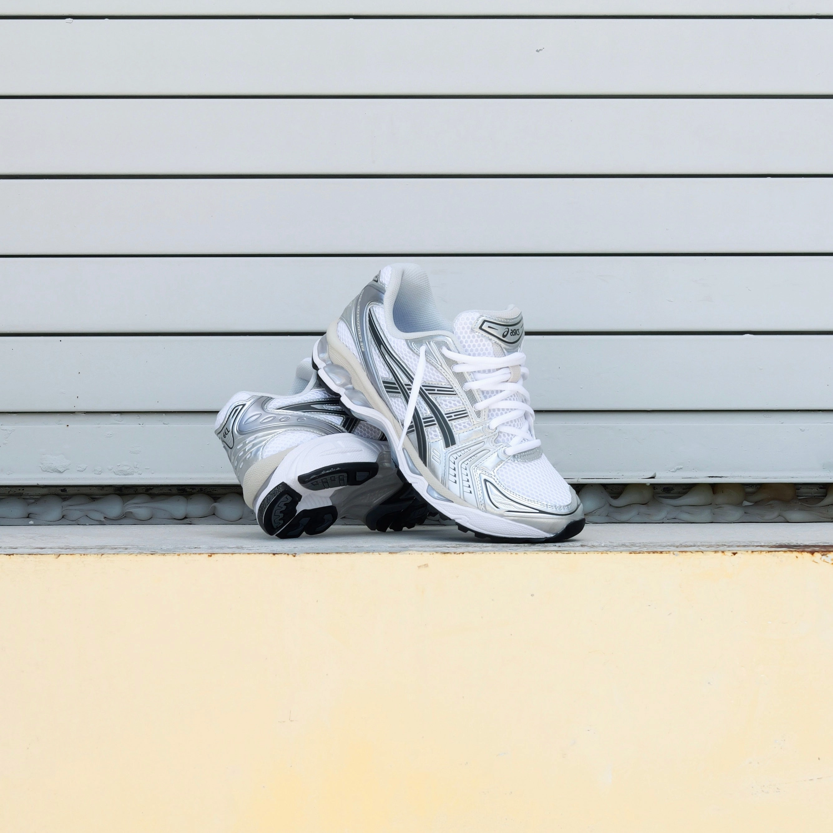 Mens Asics Gel-Kayano 14 (White/Graphite Grey) Asics Indoor Squash Shoes