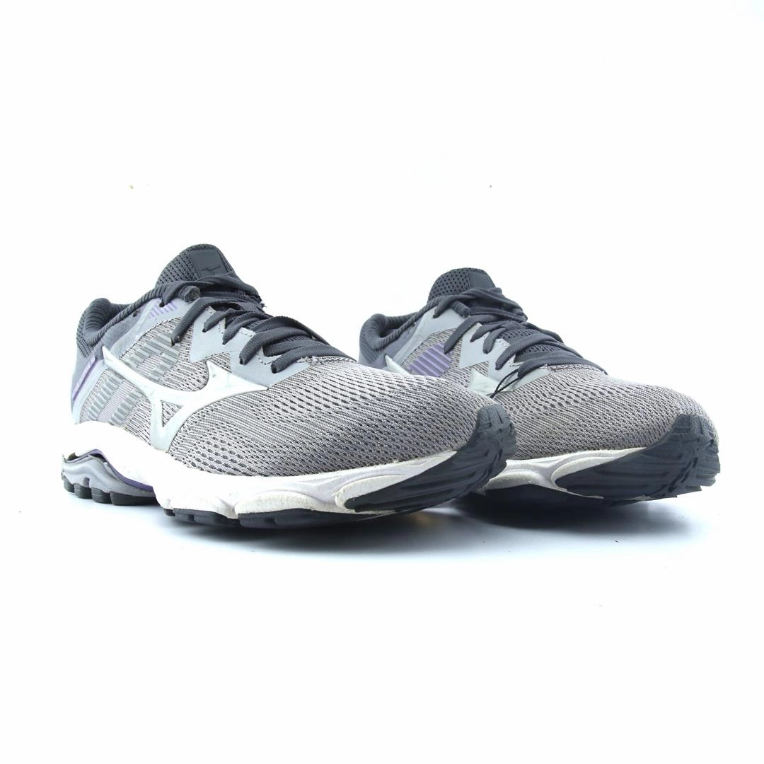 Best Running Shoe For Runners MIZUNO WAVE INSPIRE 16