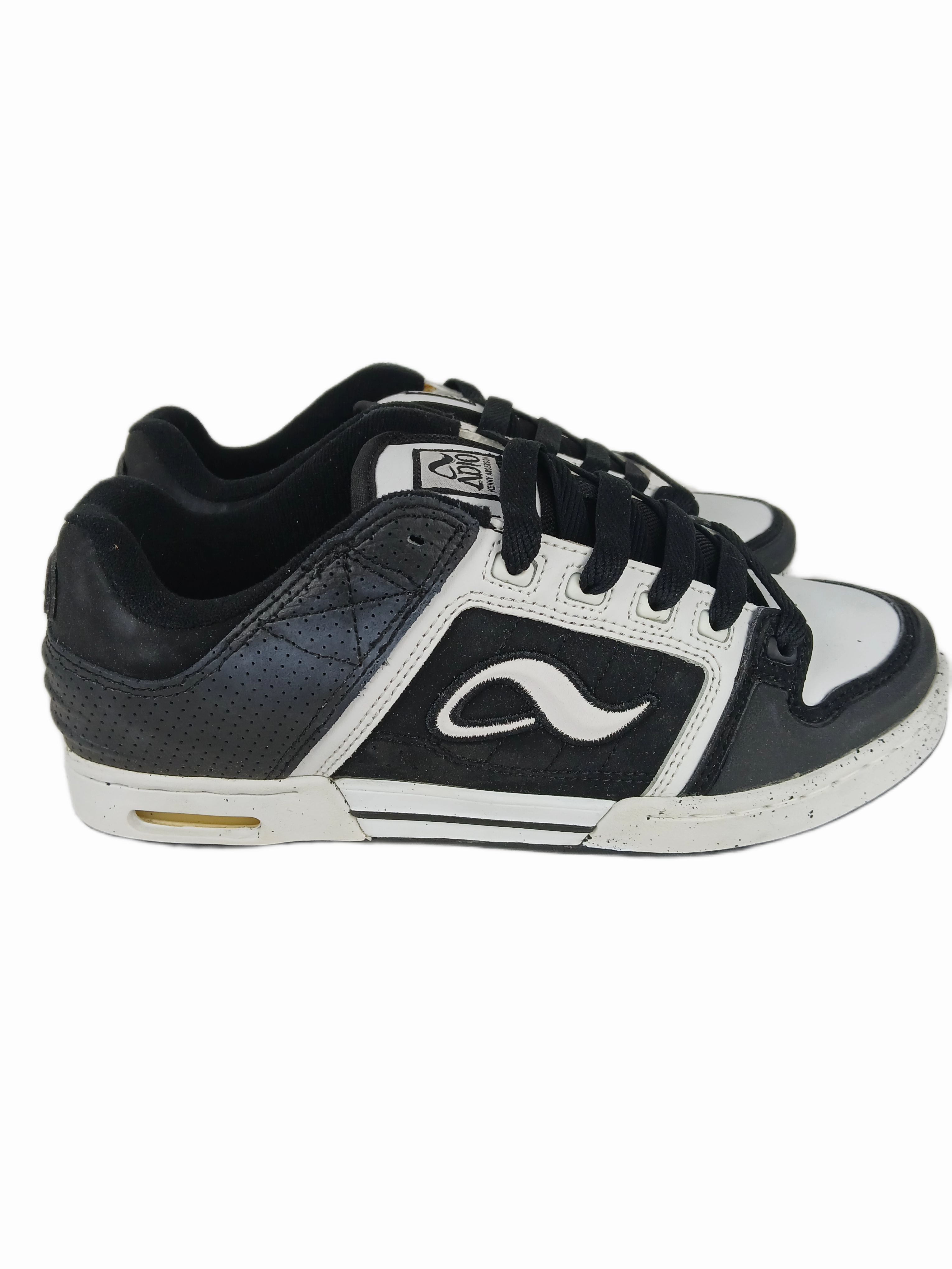 Adio Kenny Anderson Kenny V.2 GT Black White Black Perf Leather US Mens Size 9.5 Vintage Sample Shoes Little Nike Shoes