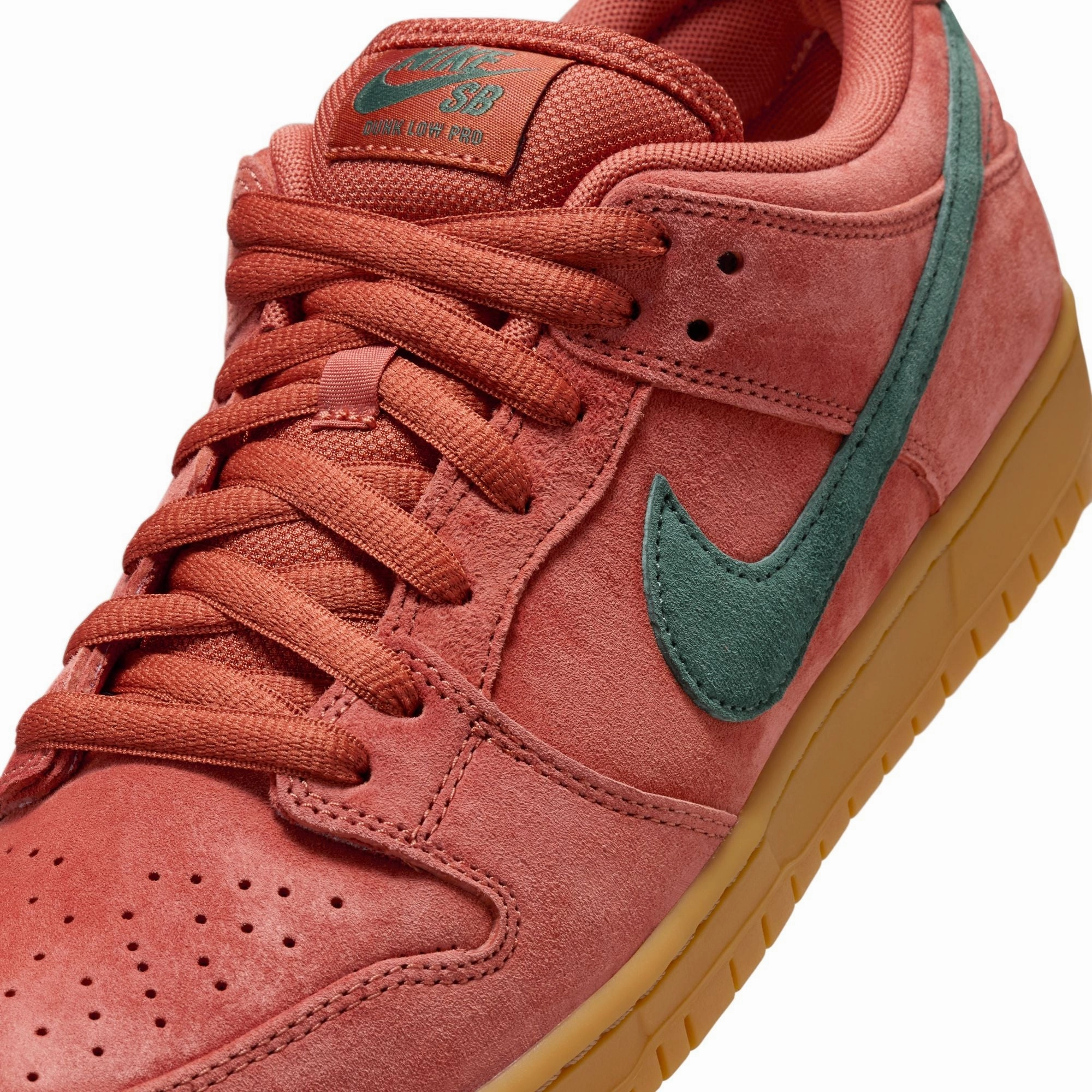 Nike SB Dunk Low Pro Shoes-Burnt Sunrise/Vintage Green Nike Streetgato Soccer Shoes
