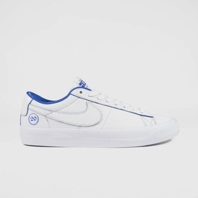 Top Nike Shoes Nike SB - '20 Years of GT' Blazer Low Premium Shoes - Summit White / Game Royal - Summit White