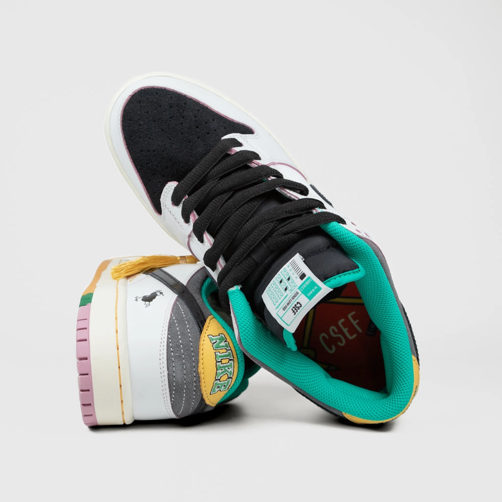 Nike SB - 'CSEF' Dunk Low Pro Shoes - Summit White / Black - White - Iron Grey Velcro Nike Shoes