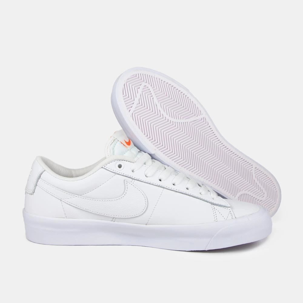 Tiger Nike Shoes Nike SB - 'Orange Label' GT Blazer Low Shoes - White / White