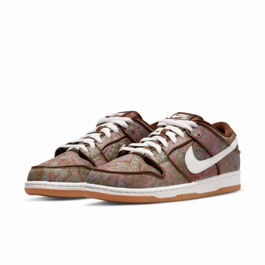 Nike SB - Dunk Low Pro Paisley Shoes - Cacao Wow / Summit White / Rough Green Nike Hiit Shoes