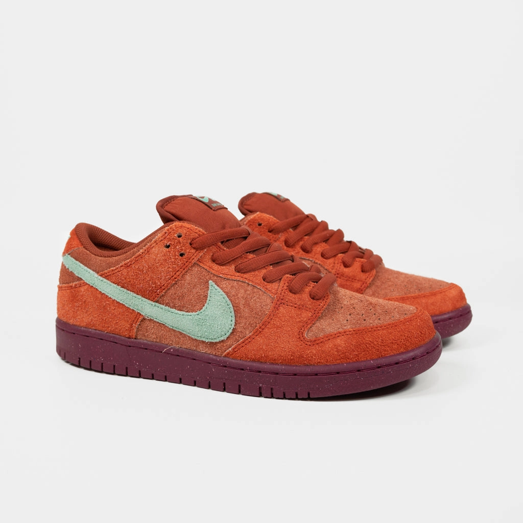Nike SB - Dunk Low Pro Shoes (UK ONLY - ONE PAIR PER CUSTOMER) - Mystic Red / Emerald Rise - Rugged Orange Design Your Own Shoes Nike